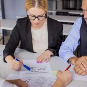 O que são auditorias interna e externa? Entenda a diferença e importância de cada uma.