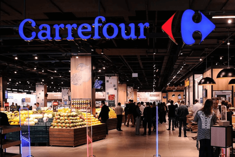 Carrefour Brasil pode fechar capital e ações disparam 